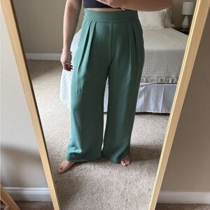 NWOT Abercrombie Green Wide-Leg Trouser